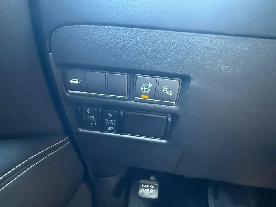 2017 Infiniti QX80 - Image 5 of 18