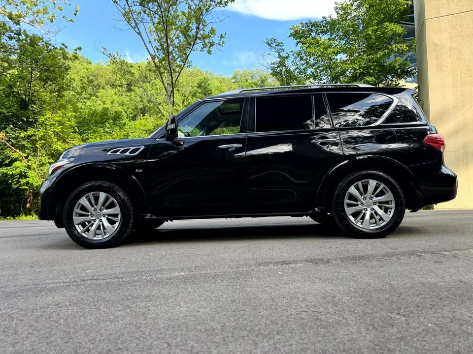 2017 Infiniti QX80 - Image 2 of 21