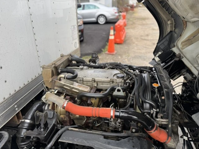 2017 Isuzu Elf - Image 17 of 17