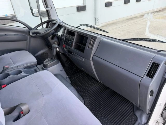 2017 Isuzu Elf - Image 14 of 21