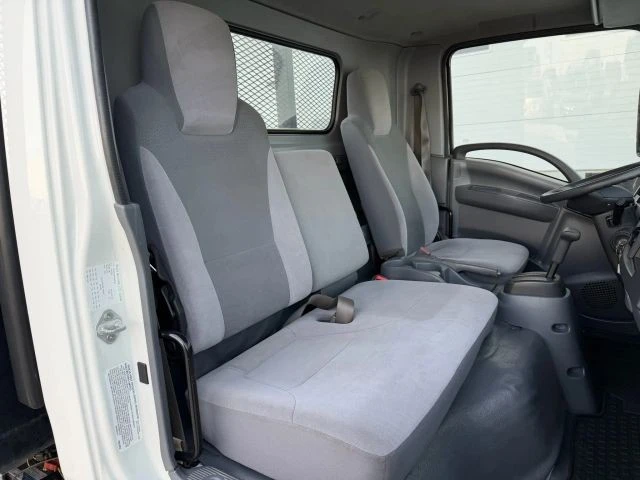 2017 Isuzu Elf - Image 13 of 21
