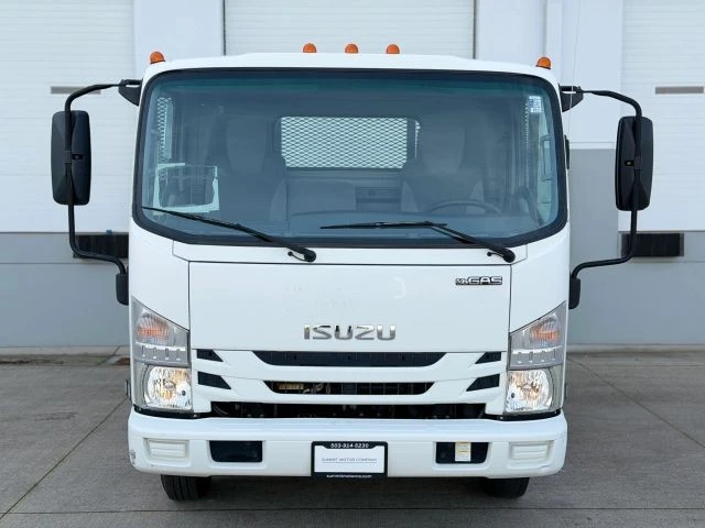 2017 Isuzu Elf - Image 8 of 21