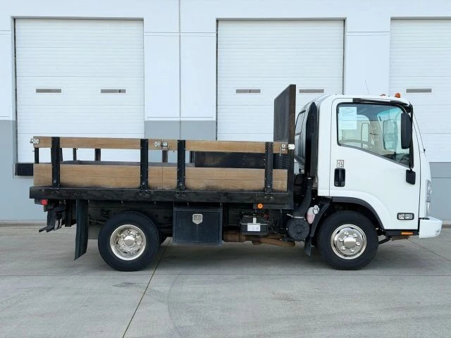 2017 Isuzu Elf - Image 6 of 21