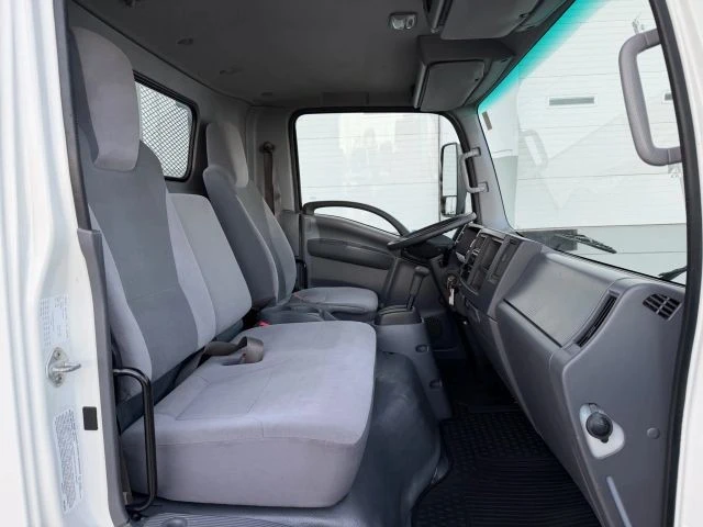 2017 Isuzu Elf - Image 12 of 21
