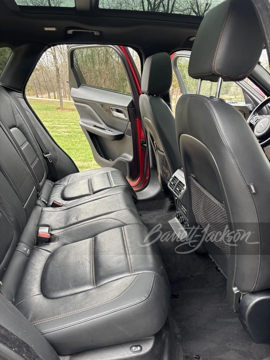 2017 Jaguar F-Pace - Image 9 of 14