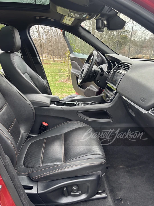 2017 Jaguar F-Pace - Image 12 of 14