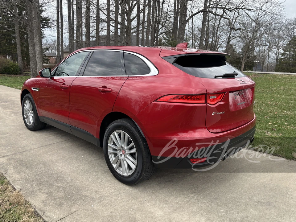 2017 Jaguar F-Pace - Image 2 of 14