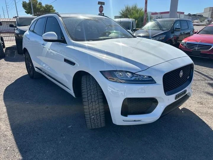 2017 Jaguar F-Pace - Image 2 of 18