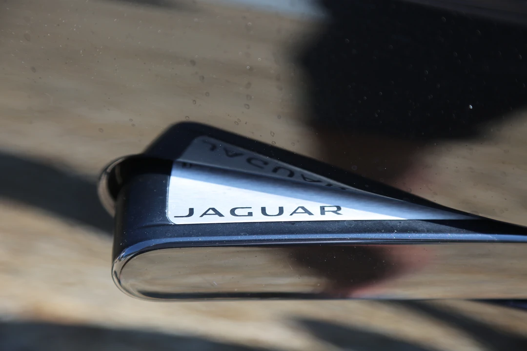 2017 Jaguar F-Type 1st Gen - Image 28 of 31