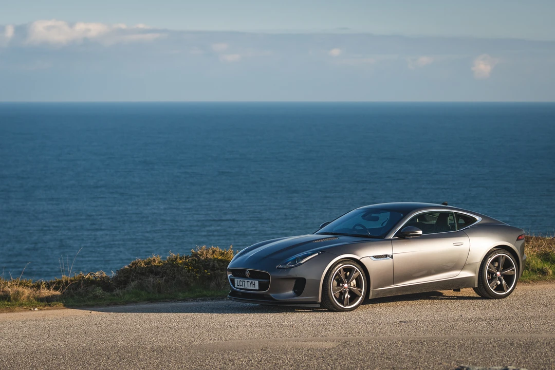 2017 Jaguar F-Type 1st Gen - Image 17 of 31