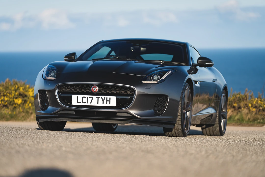 2017 Jaguar F-Type 1st Gen - Image 10 of 31