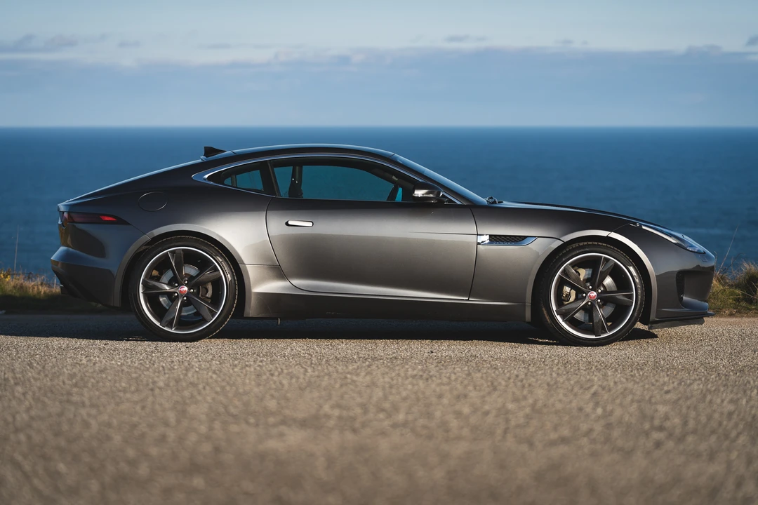2017 Jaguar F-Type 1st Gen - Image 5 of 31