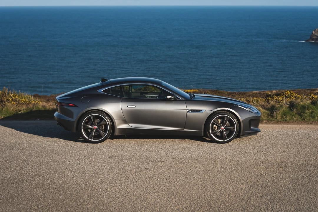2017 Jaguar F-Type 1st Gen - Image 13 of 31
