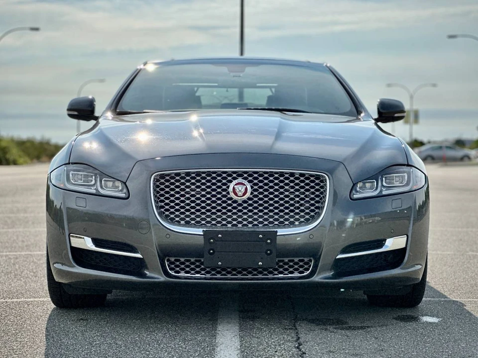 2017 Jaguar X351 XJ - Image 5 of 16