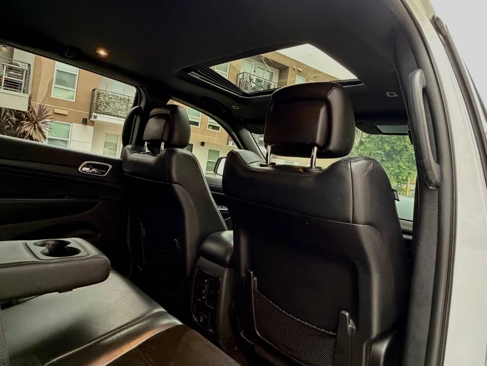 2017 Jeep Wrangler - Image 5 of 11