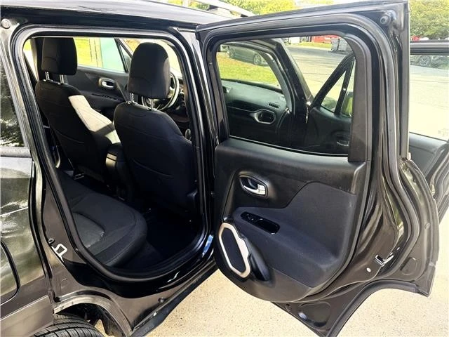 2017 Jeep Renegade - Image 12 of 21