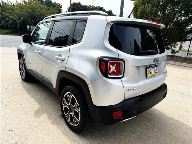 2017 Jeep Renegade - Image 5 of 21