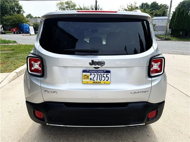 2017 Jeep Renegade - Image 4 of 21