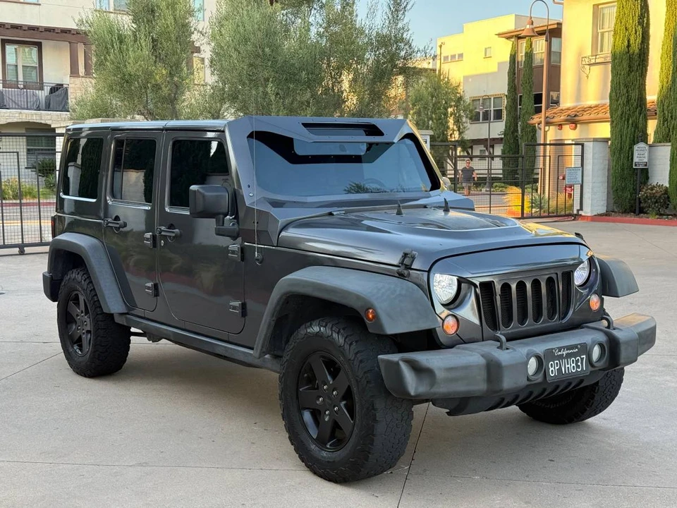 2017 Jeep JK Wrangler - Image 2 of 7