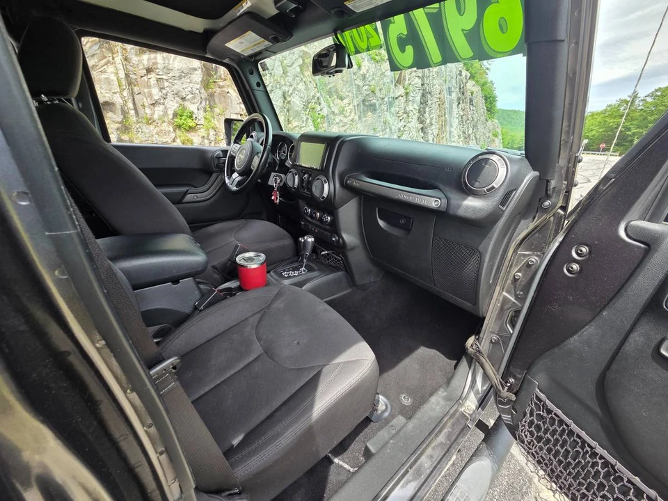 2017 Jeep JK Wrangler - Image 12 of 20