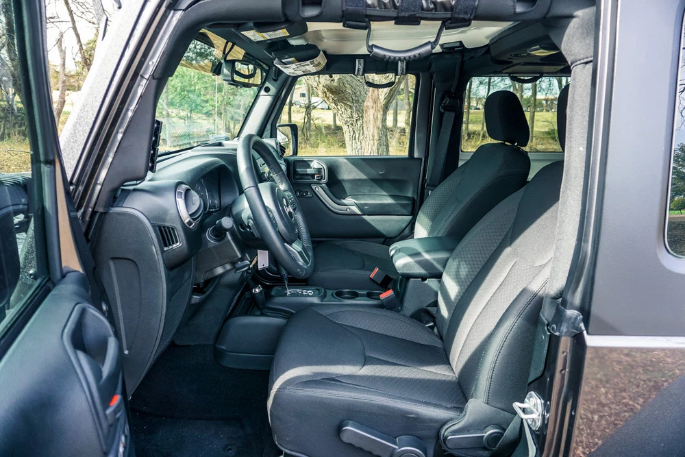 2017 Jeep JK Wrangler - Image 4 of 5