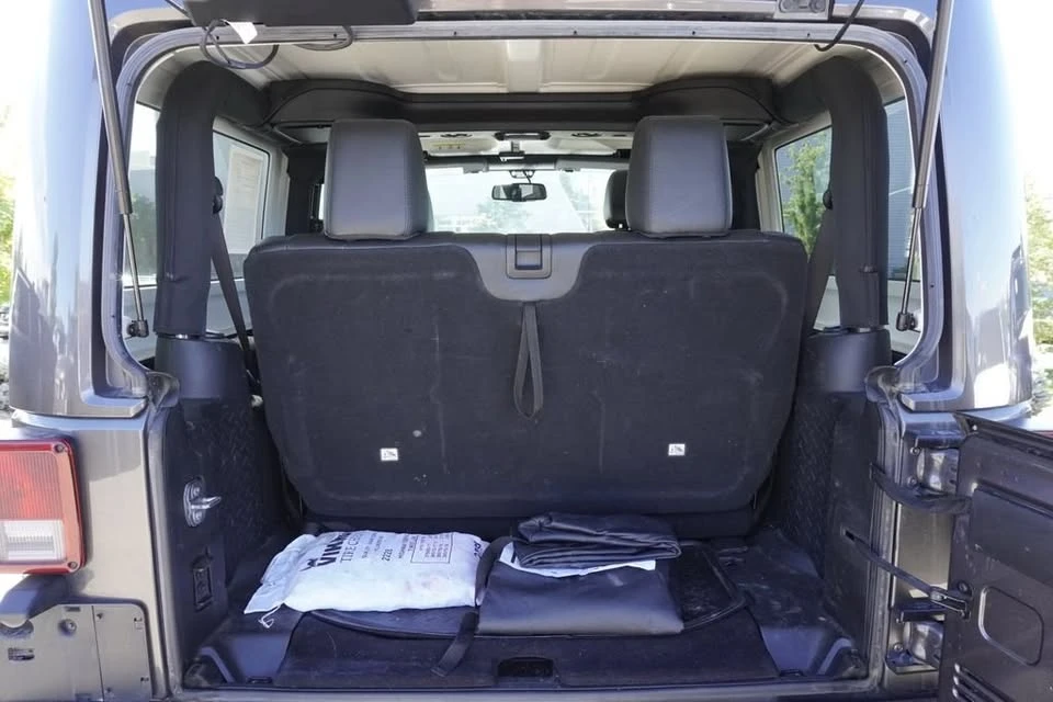 2017 Jeep JK Wrangler - Image 18 of 19