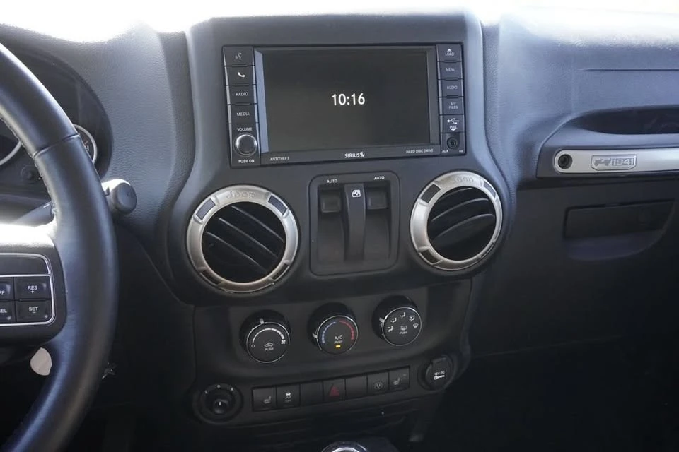 2017 Jeep JK Wrangler - Image 10 of 19