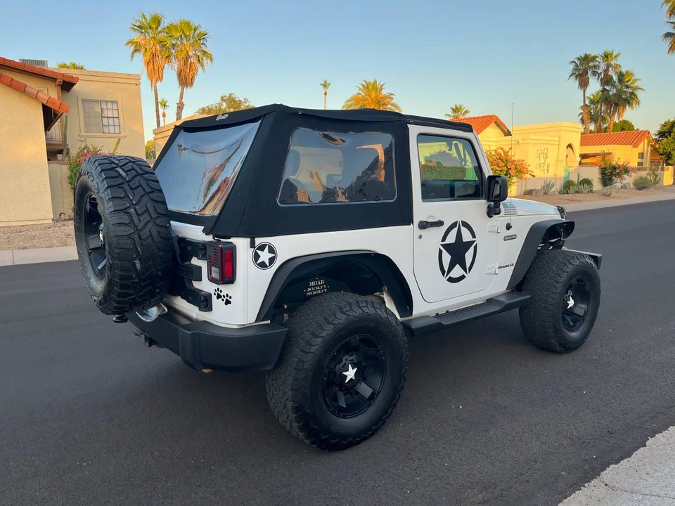 2017 Jeep JK Wrangler - Image 4 of 13