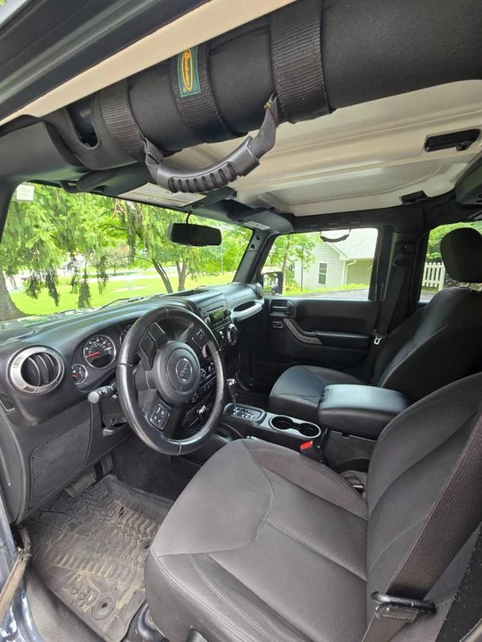 2017 Jeep JK Wrangler - Image 7 of 11