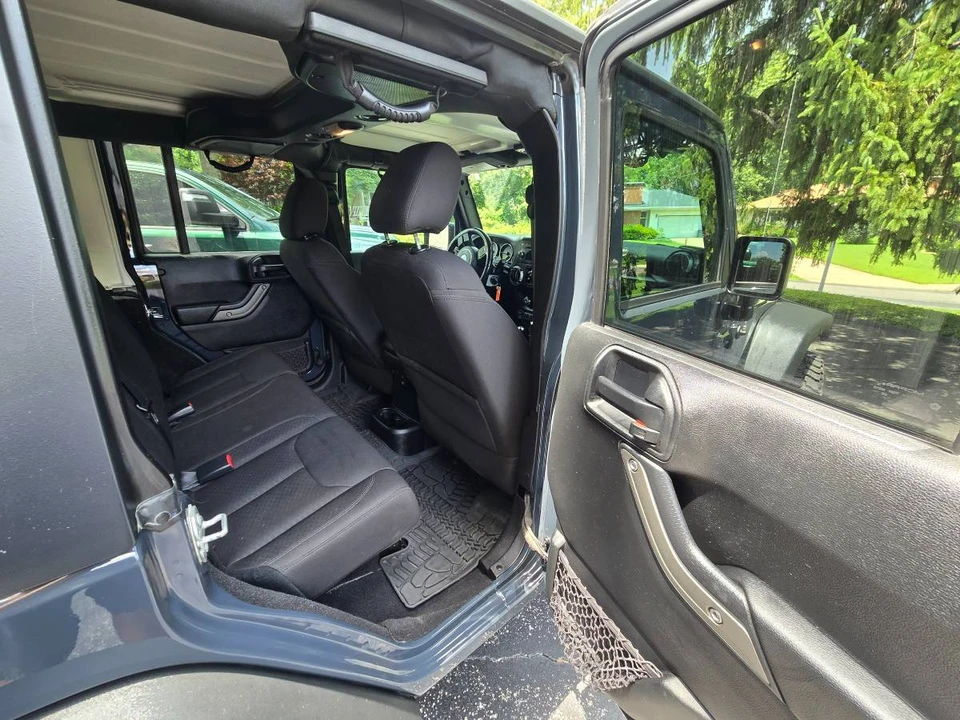 2017 Jeep JK Wrangler - Image 10 of 11