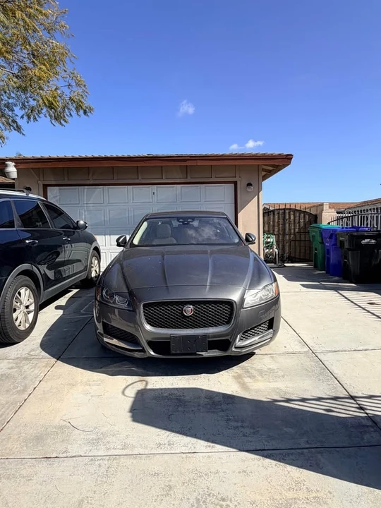 2017 Jaguar X260 XF - Image 2 of 8