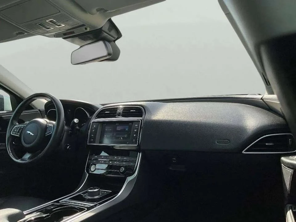 2017 Jaguar XE - Image 12 of 18