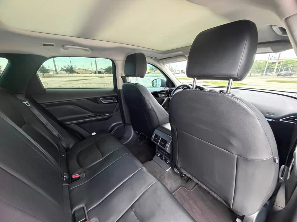 2017 Jaguar E-Pace - Image 12 of 15
