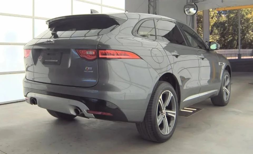 2017 Jaguar F-Pace - Image 3 of 7