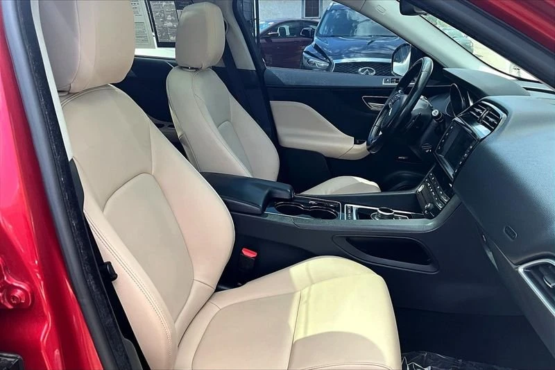2017 Jaguar F-Pace - Image 7 of 20
