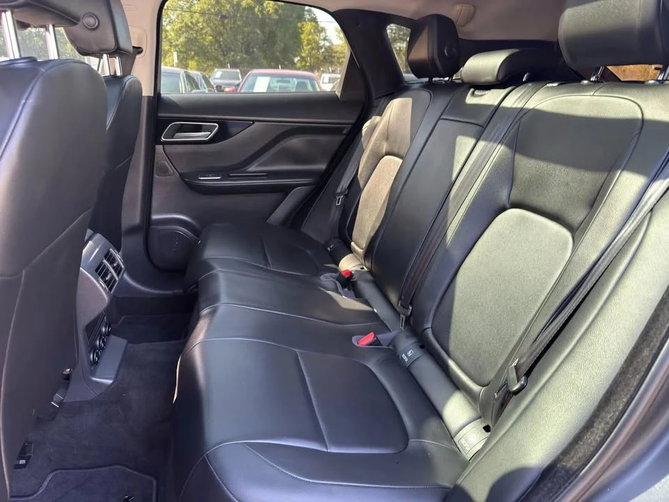 2017 Jaguar F-Pace - Image 18 of 18