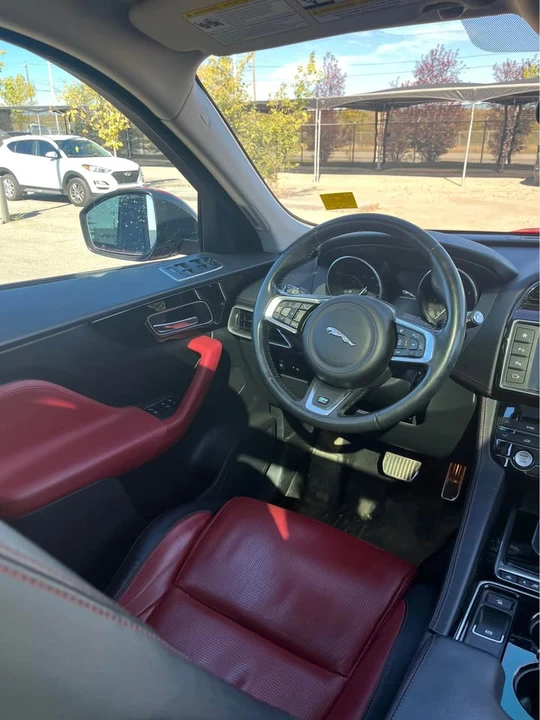 2017 Jaguar F-Pace - Image 10 of 19