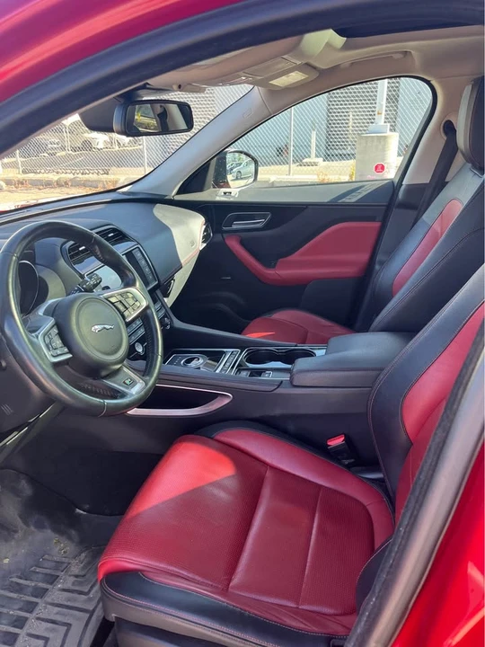 2017 Jaguar F-Pace - Image 18 of 19