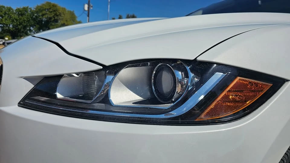 2017 Jaguar F-Pace - Image 11 of 20