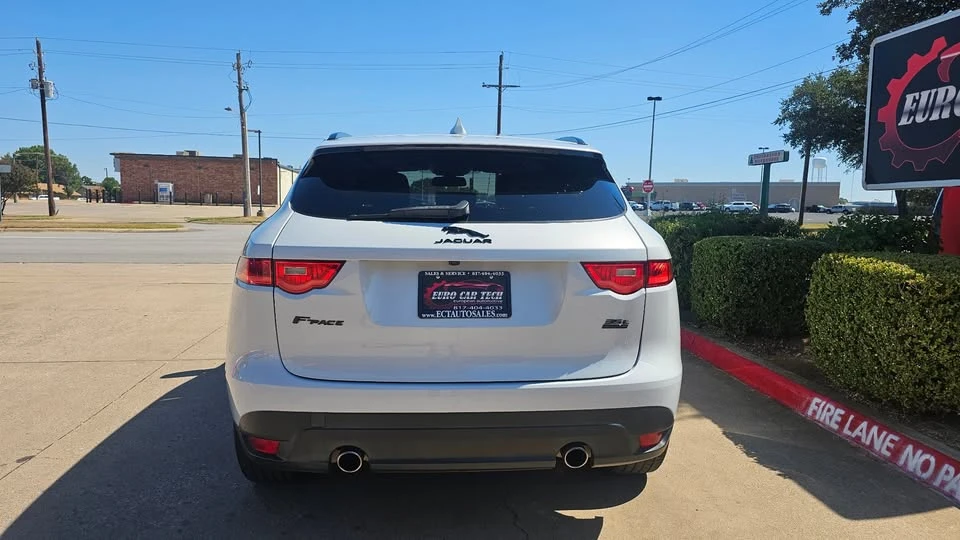 2017 Jaguar F-Pace - Image 4 of 20