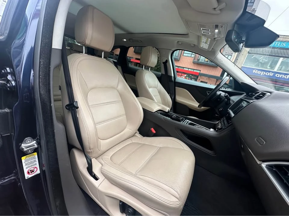 2017 Jaguar F-Pace - Image 4 of 5