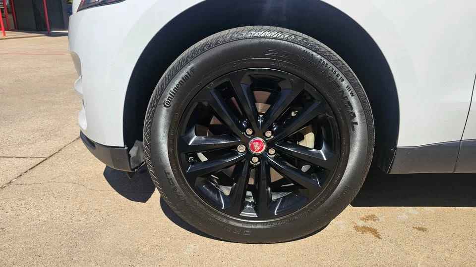 2017 Jaguar F-Pace - Image 13 of 20
