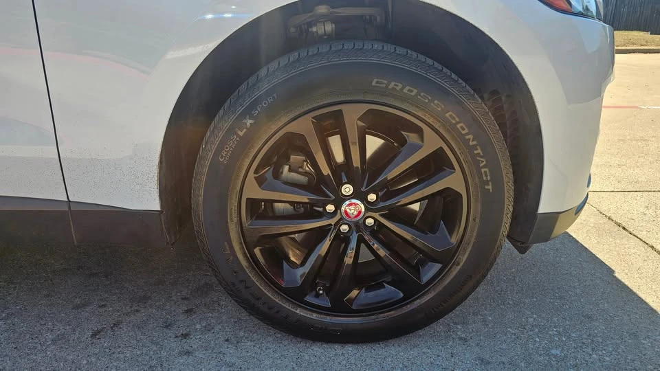 2017 Jaguar F-Pace - Image 16 of 20
