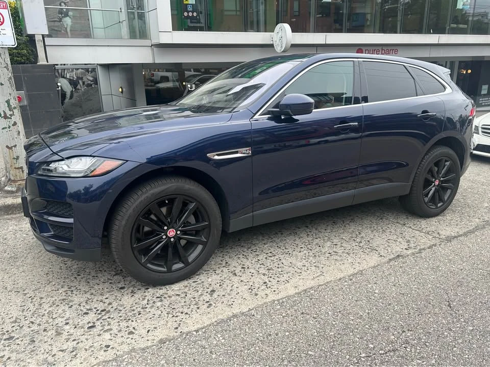 2017 Jaguar F-Pace - Image 2 of 5