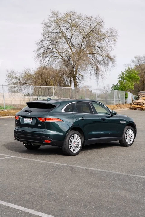 2017 Jaguar F-Pace - Image 9 of 20