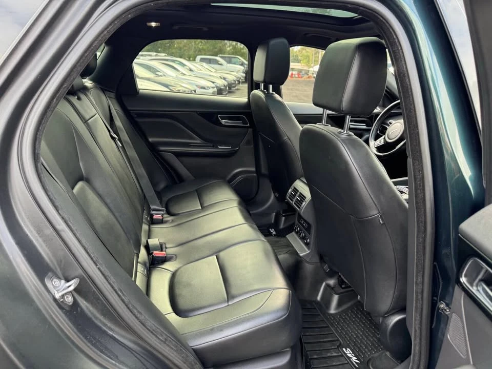 2017 Jaguar F-Pace - Image 14 of 20