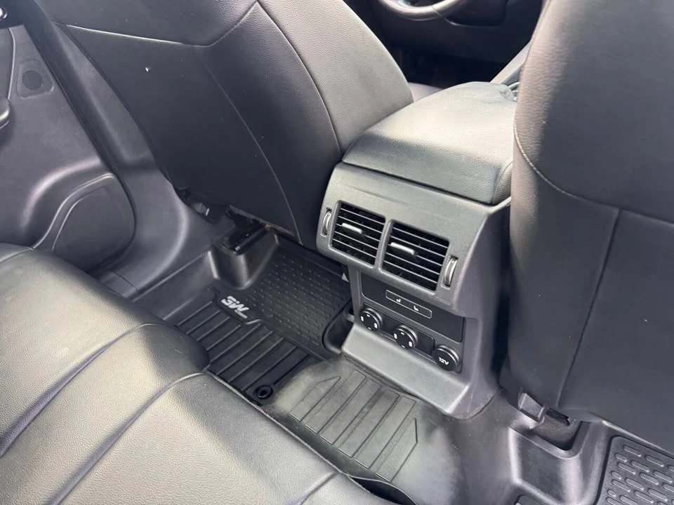 2017 Jaguar F-Pace - Image 16 of 20