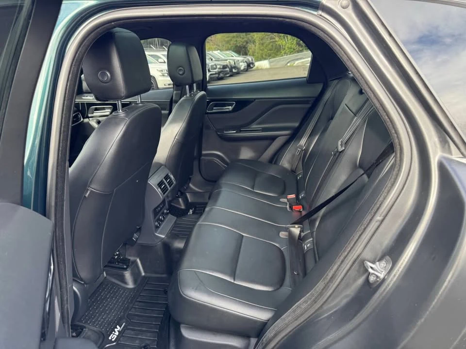2017 Jaguar F-Pace - Image 18 of 20