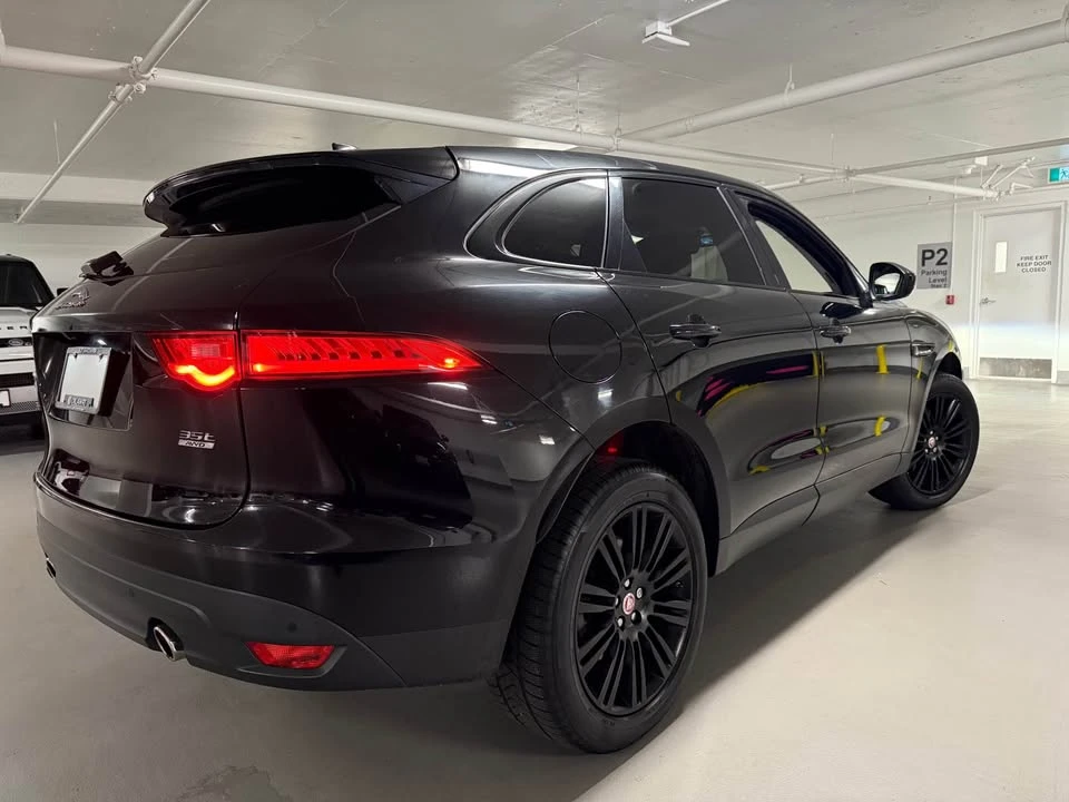 2017 Jaguar F-Pace - Image 4 of 17