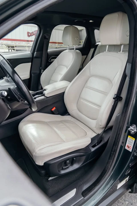 2017 Jaguar F-Pace - Image 13 of 20